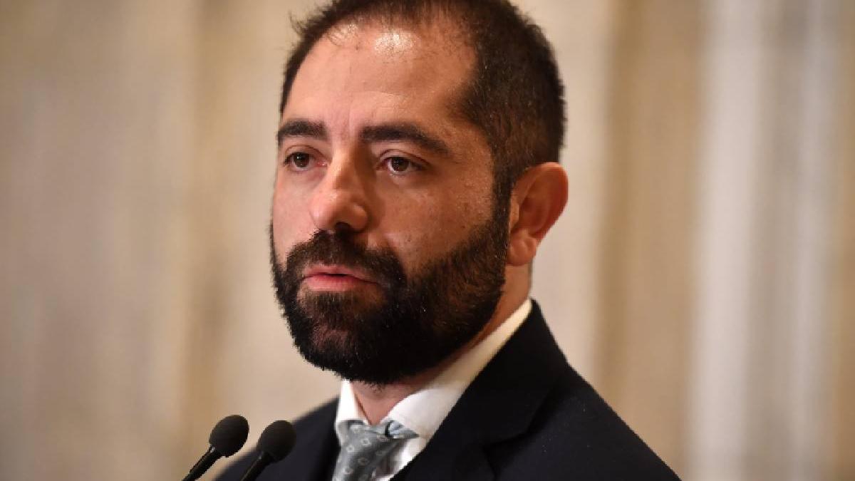 Consilierul prezidential Radu Burnete Fara imprumuturi taierea vor fi severe
