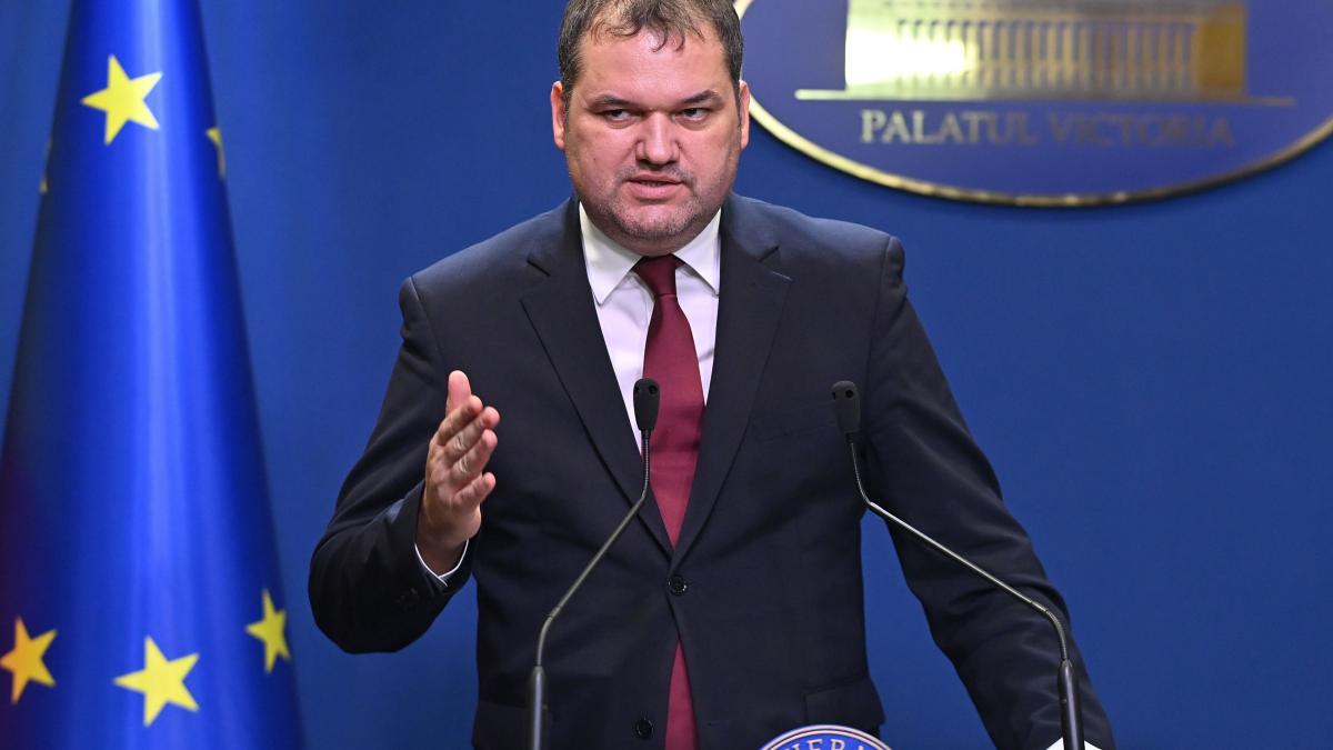 Cseke Attila Guvernul va desfiinta mii de posturi din primarii