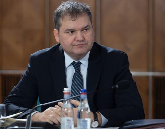 Desfiintarea indemnizatilor pentru membri la prima institutie