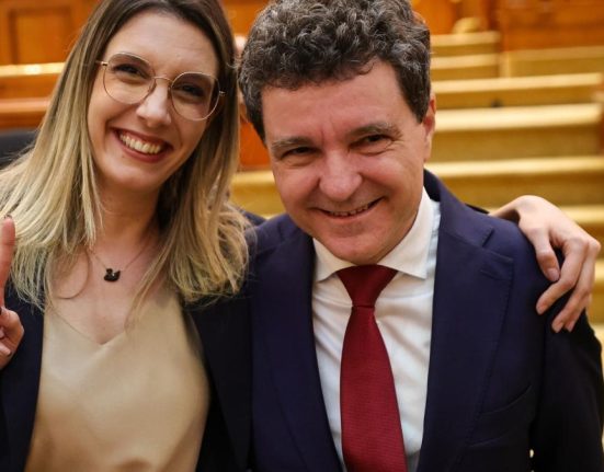 Diana Buzoianu despre demnitari si transportul in comun