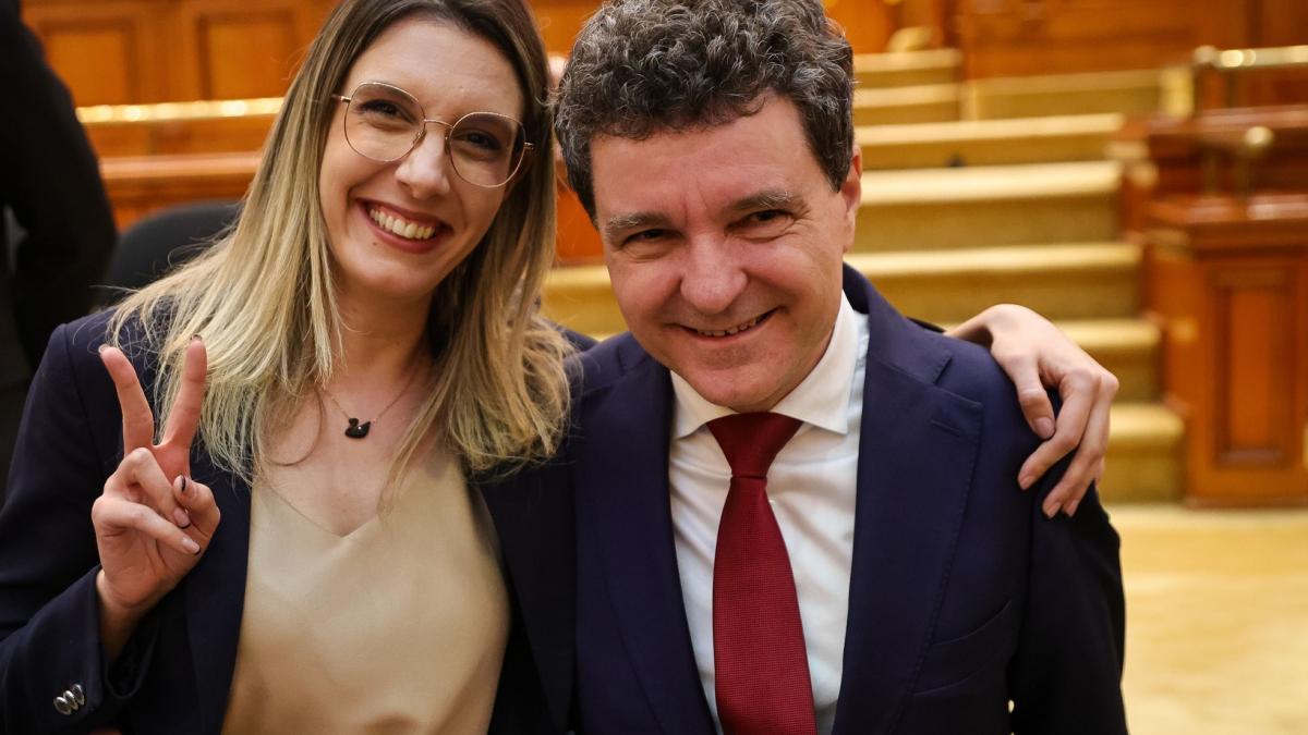 Diana Buzoianu despre demnitari si transportul in comun