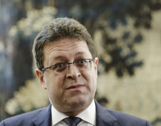 Directorul RA APPS salariu de aproape 1 milion euro pe an