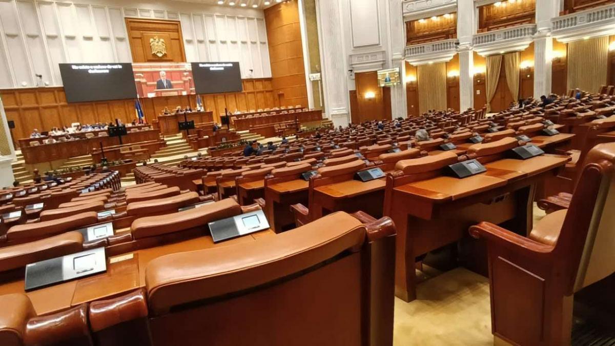 Motunea AUR impotriva Guvernului Bolojan se voteaza azi