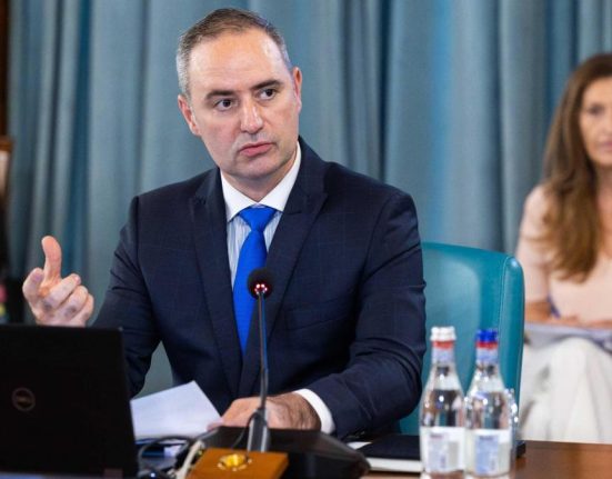 Nazare apel la romani Fara pachetul fiscal pierdem tot