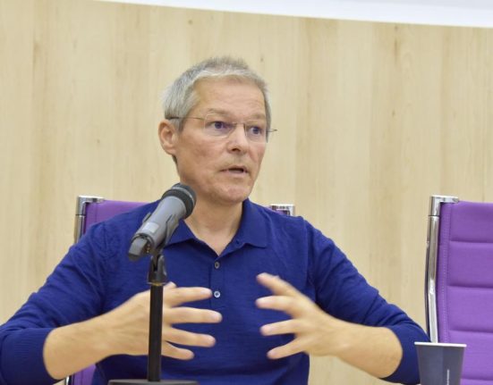 Nicuor Dan vrea s l propuna pe Ciolos pentru SRI