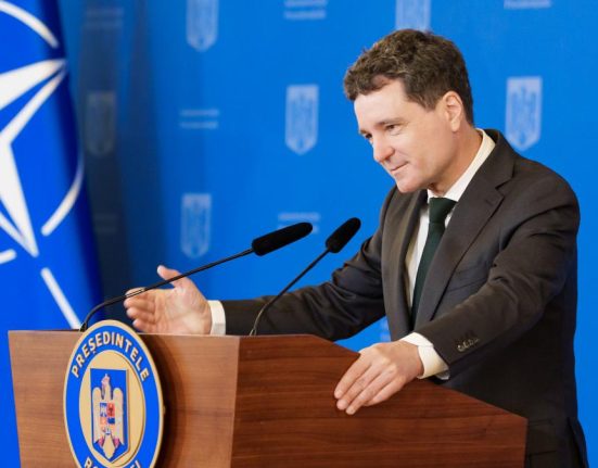 Nicusor Dan l a numit pe Dacian Dragos judecator CCR