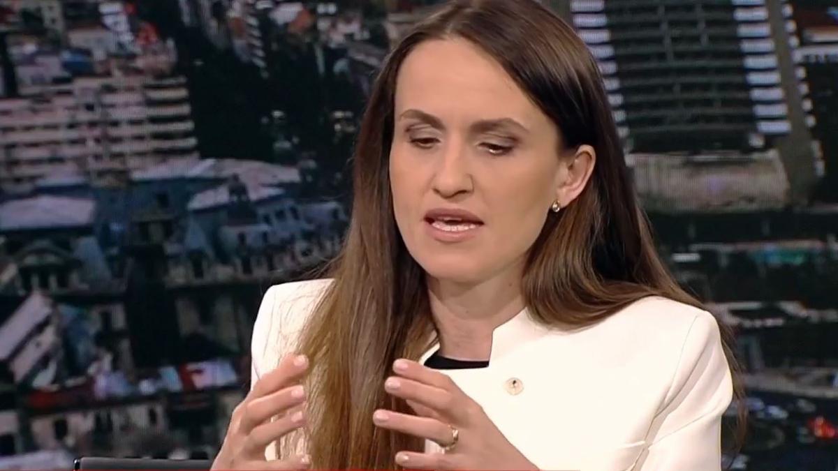 Oana Toiu Se reintroduc taxele consulare buget lipsa Lista acestor