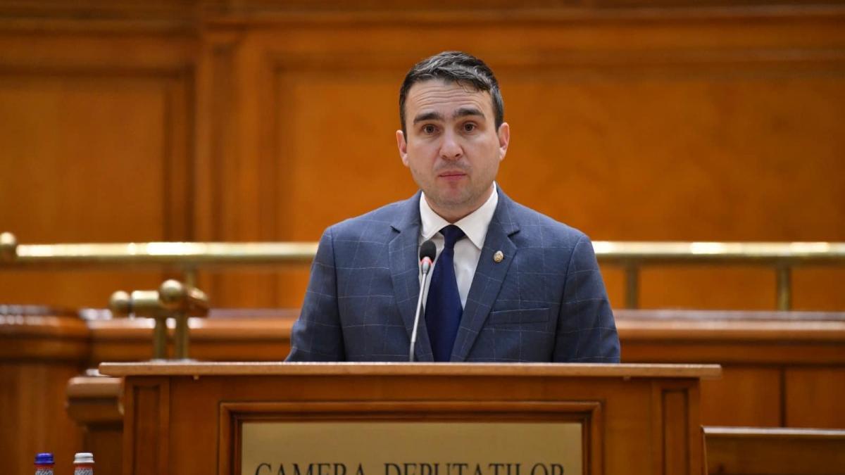 PSD ia in calcul abtinerea la motiunea AUR