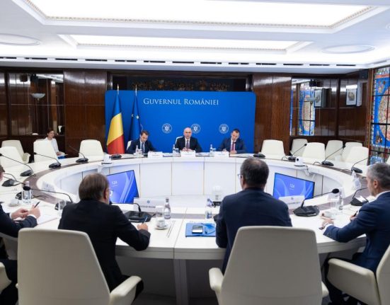 Premierul Bolojan a discutat cu investitorii straini