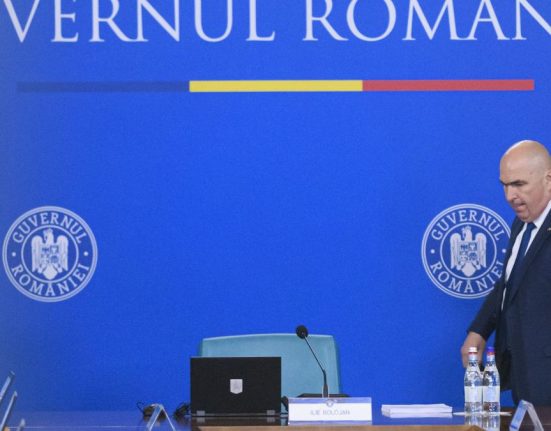 Premierul Ilie Bolojan a chemat liderii sindicali la Guvern