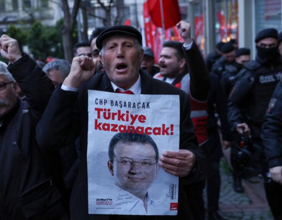 Procesul lui Imamoglu ar putea fi transmis live