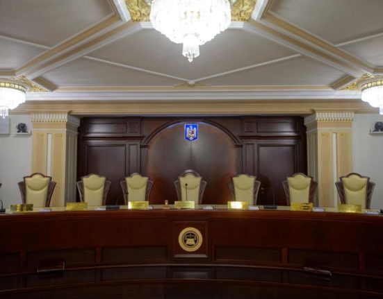 Schimbare de garda la CCR noii judecatori depun juramantul