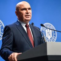 Sindicalistii acuza Guvernul Bolojan de primirea de bani de la EximBank