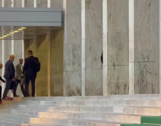 Viktor Orban se ntalneste cu Ilie Bolojan la Guvern