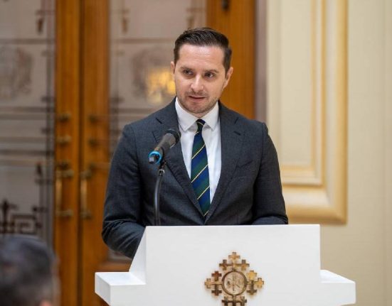 Bujduveanu Taierea indemnizatiilor economiseste 4 milioane lei anual