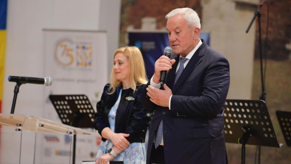Constantin Toma Sunt parte din echipa lui Titus Corlatean