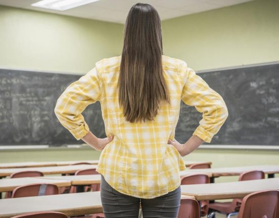 Daniel David Veniturile din educatie vor scadea Ce se va intampla cu plata pe ora pentru profesori