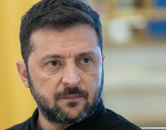 Kiev Zelenski a ratificat legea pentru agentile anticoruptie