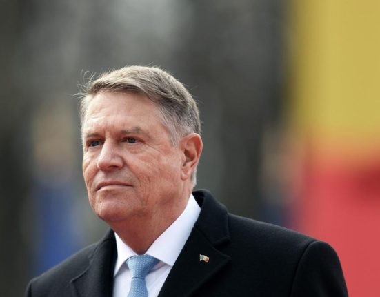 Klaus Iohannis somat de ANAF sa predea casa din Sibiu