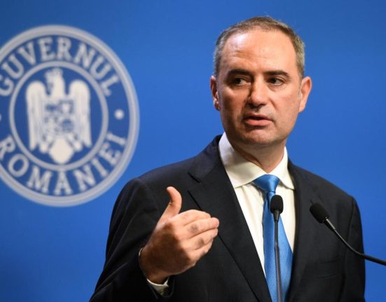 Ministrul Finantelor explica facturile cu TVA 21