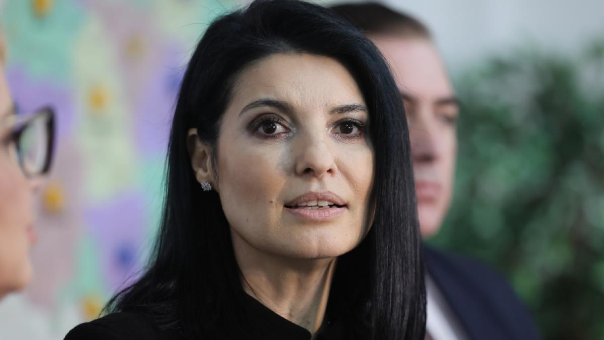 PUSL cere stoparea privilegiilor de lux pentru Basescu Lavinia Sandru Romanii nu mai pot fi umiliti