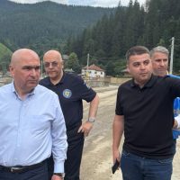 Premierul Ilie Bolojan a vizitat Brostenii neanuntat