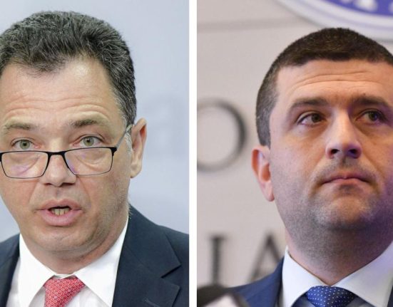 Scandal in Coalitie din cauza CV urilor trimise la Guvern