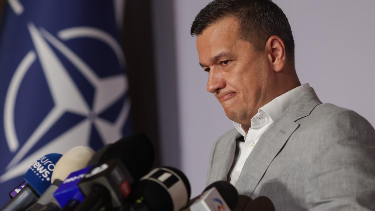 Scandalul Funeraliile lui Iliescu continua Grindeanu convoaca sedinta pentru PSD