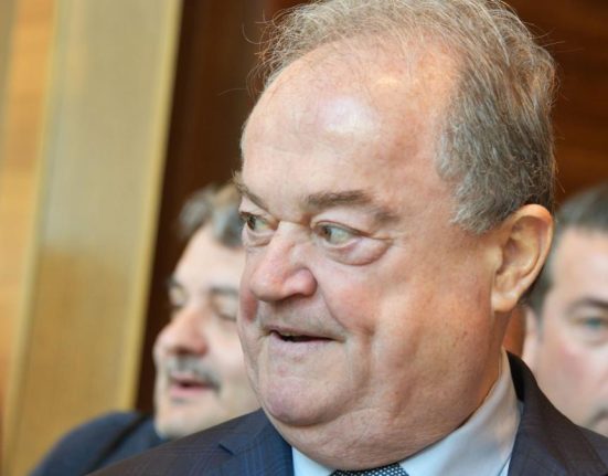 Blaga si Muraru il sustin pe Bolojan si critica PSD