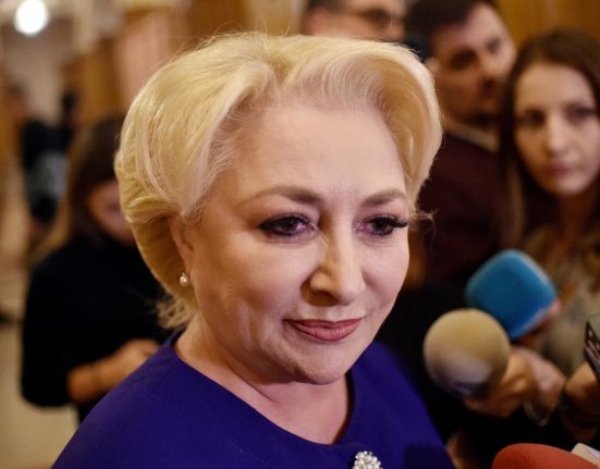 Dancila a explicat de ce s a pozat cu Putin Xi si Kim