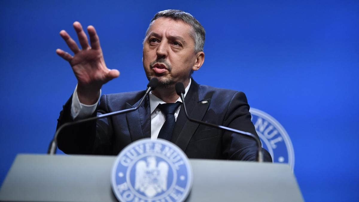 Daniel David afirma ca scoala incepe pe 8 septembrie
