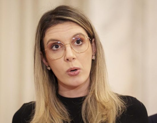 Diana Buzoianu Exist directori cu mandate de 30 zile