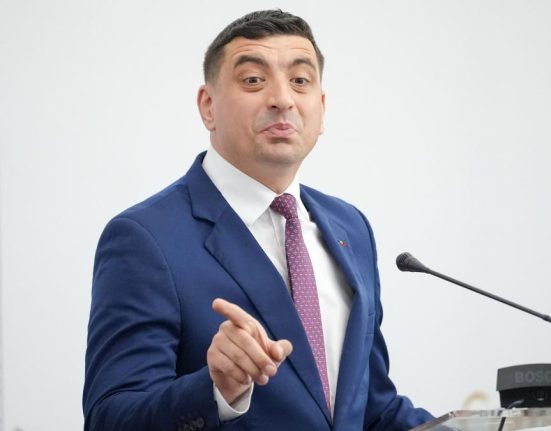George Simion ameninta votantii sai impotriva la prezidentiale
