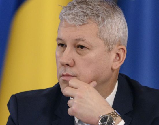 Guvernul va achizitiona un avion Frontex pentru Politia de Frontiera Predoiu Romania nu cheltuie nimic 90 din fonduri sunt europene