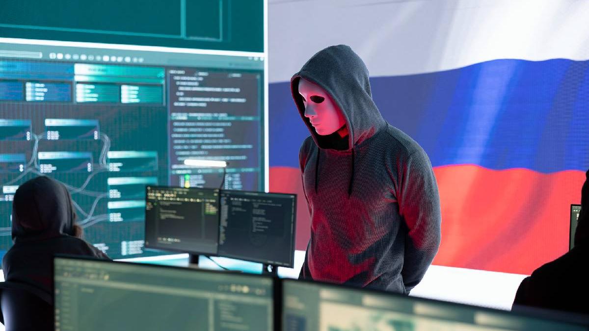 Investigare sub acoperire Ferma de troli a lui Putin