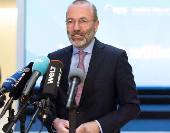 Manfred Weber Bruiajul GPS al avionului Ursulei von der Leyen demonstreaza ca institutiile europene sunt tinta pentru Rusia