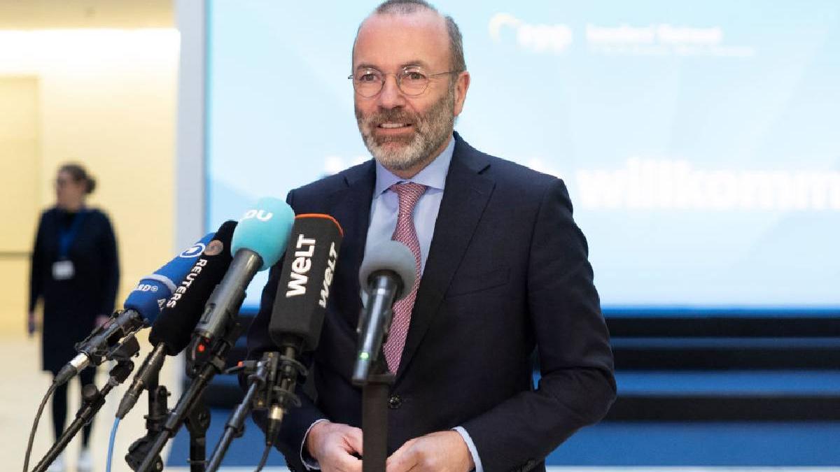 Manfred Weber Bruiajul GPS al avionului Ursulei von der Leyen demonstreaza ca institutiile europene sunt tinta pentru Rusia