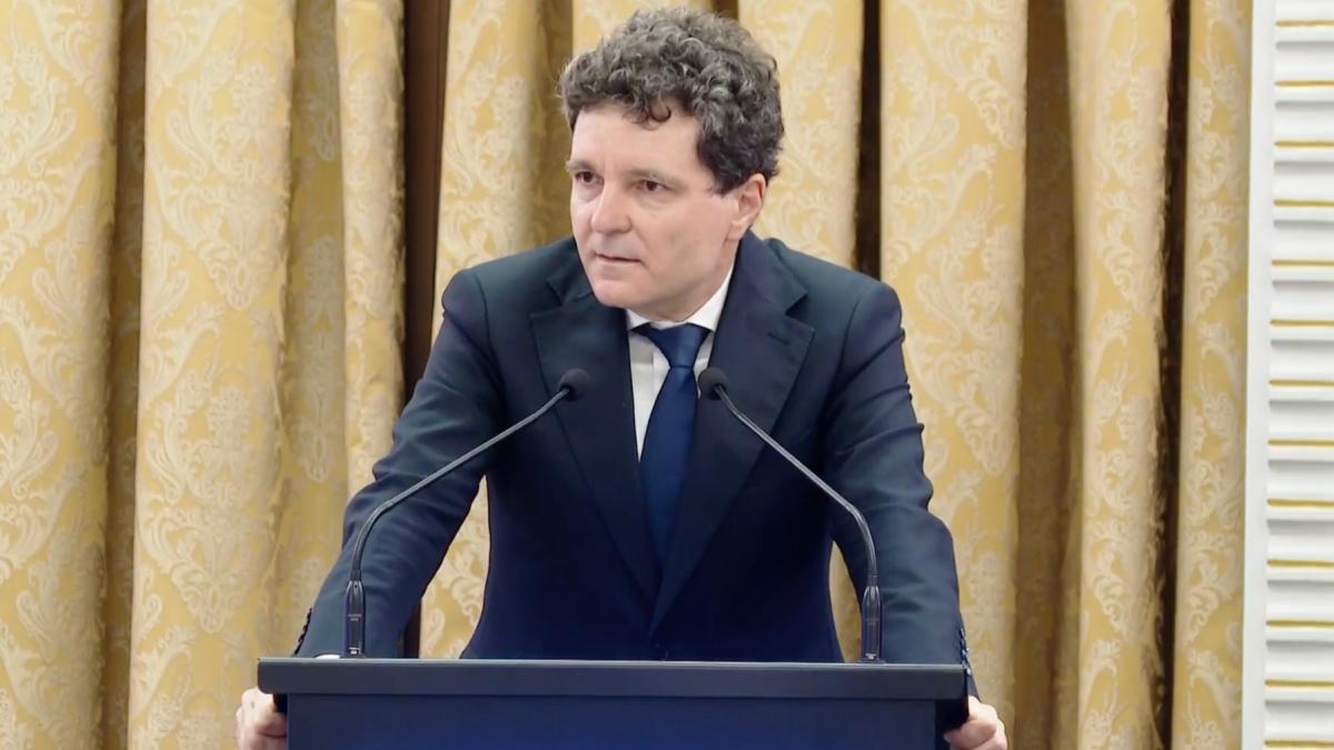 Nicuzor Dan Va fi suferinta pana in 2026