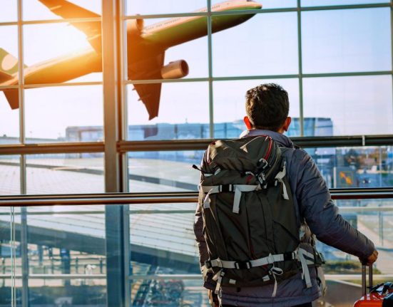 Pret maxim pentru sticla de apa in aeroporturi