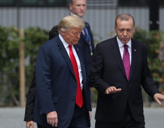 Primul efect al ntalnirii Trump Erdogan Turcia cumpara 225 avioane Boeing
