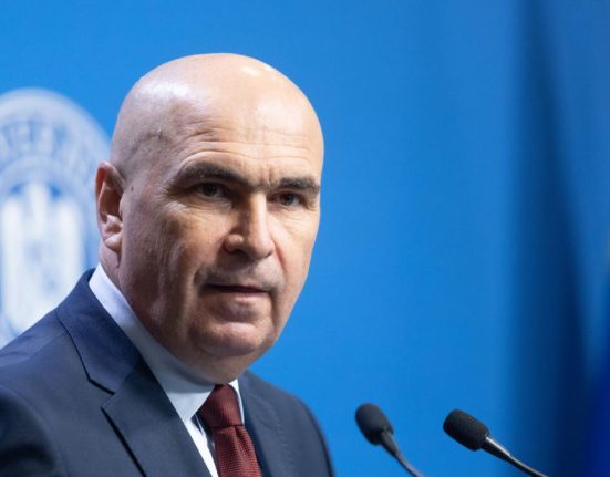 Romania solicita ajutorul PPE pentru deficitul bugetar