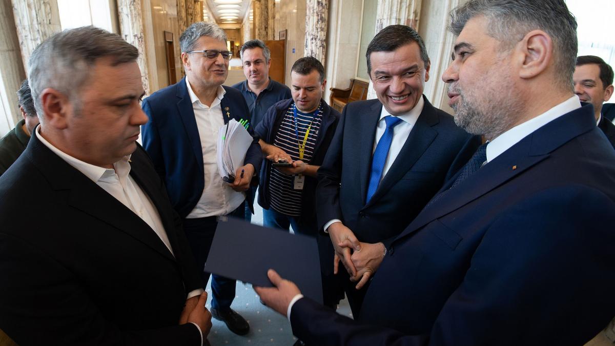 Scandalul organului genital Grindeanu isi apara colaboratorul Ciolacu