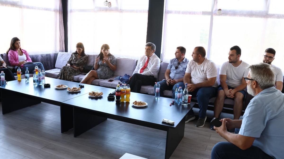 Teroare administrativa in Ulmi Giurgiu Oamenii temandu se de edilul autoritar