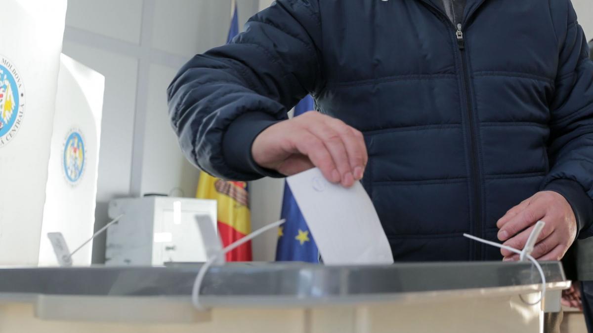 Ultimul sondaj inainte de alegerile din Moldova