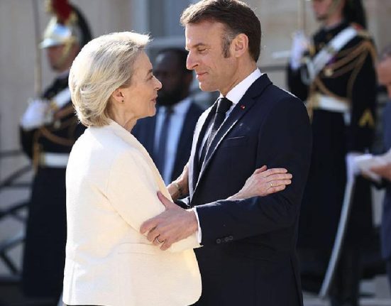 Ursula von der Leyen este anchetata pentru ca a sters un mesaj de la Macron Ce i a scris presedintele Frantei