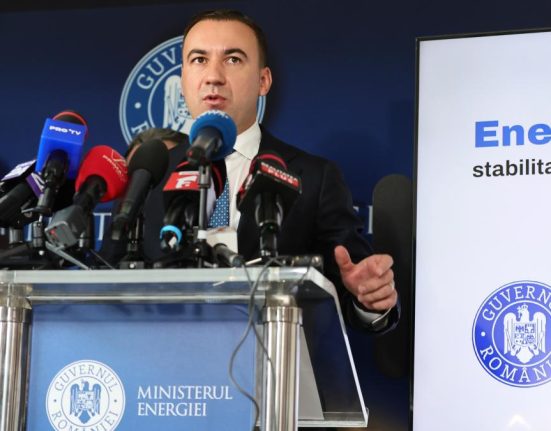Bogdan Ivan Hidrocentralele blocate de moluste si explicatii slabe