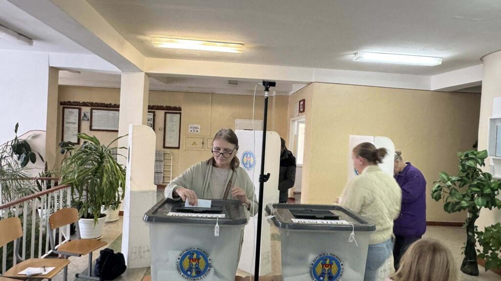 Curtea Constitutionala a R Moldova valideaza alegerile
