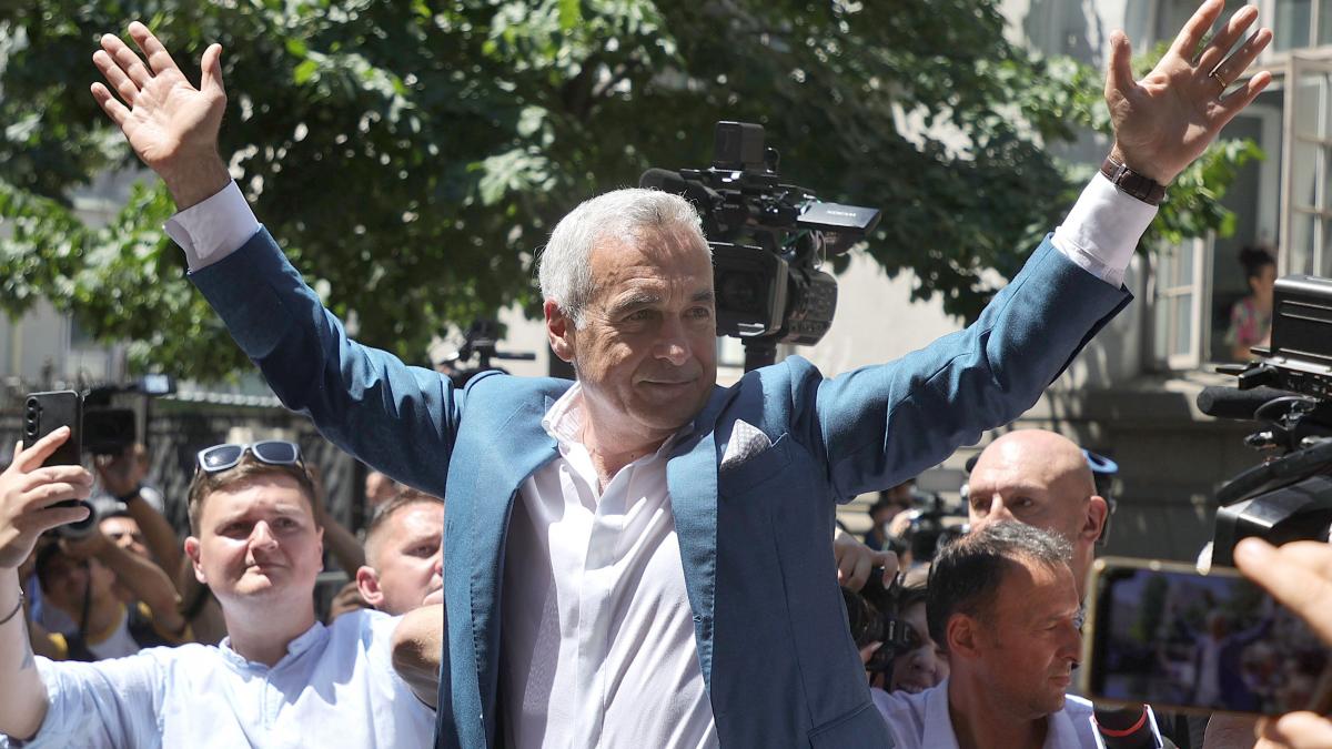Delirul lui Călin Georgescu: Voi semna pacea cu Trump și Putin 1 Delirul lui Calin Georgescu Voi semina pacea cu Trump si Putin