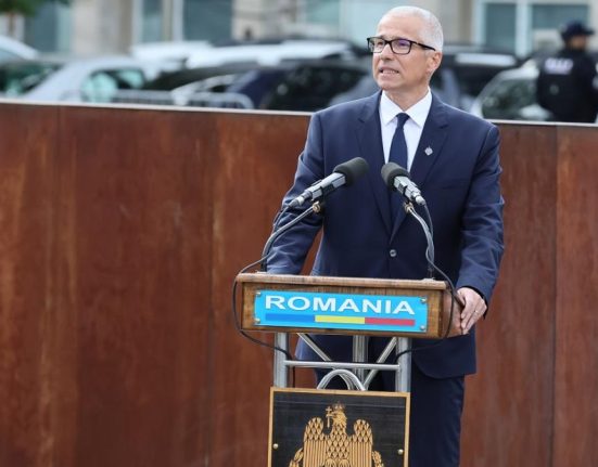Discutii la Parlament cu magistratii despre pensii