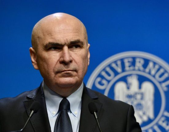 Ilie Bolojan nu demisioneaza si vrea sa taie pensiile magistratilor